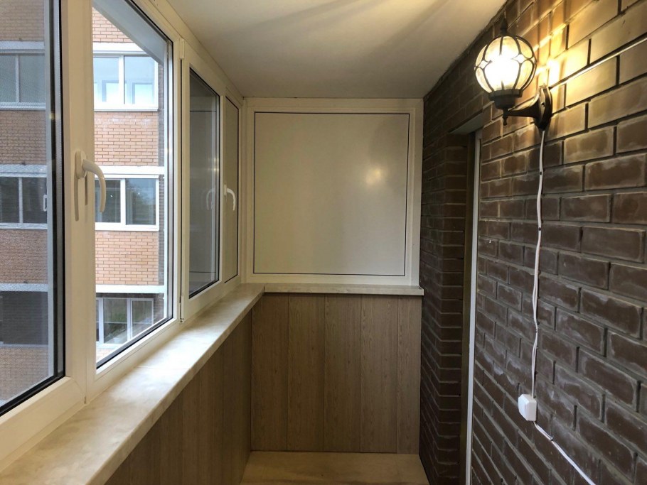 Отделка лоджии панелями