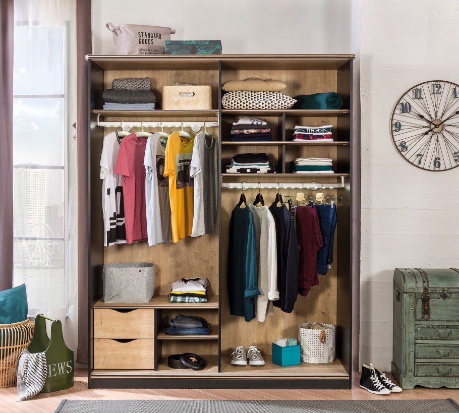 Шкаф для вещей