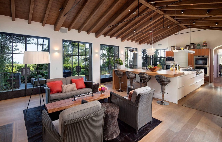 Кухня в стиле ранчо