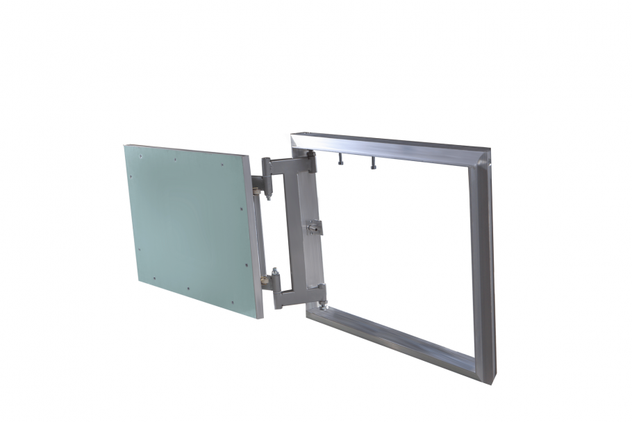 Люк 30х40 пластиковый