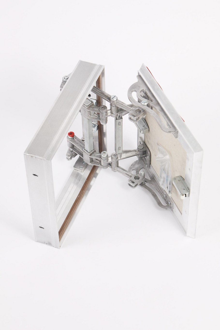 Сантехнический люк 1200х400