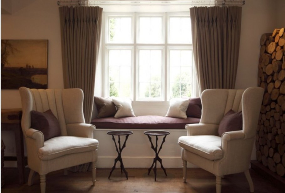 Окно в интерьере