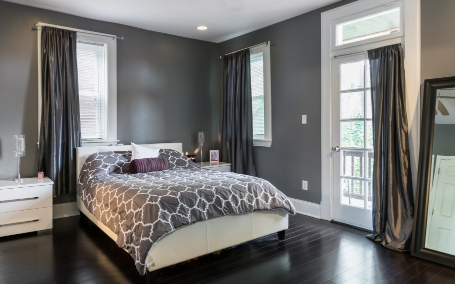 Интерьер в коричневых тонах