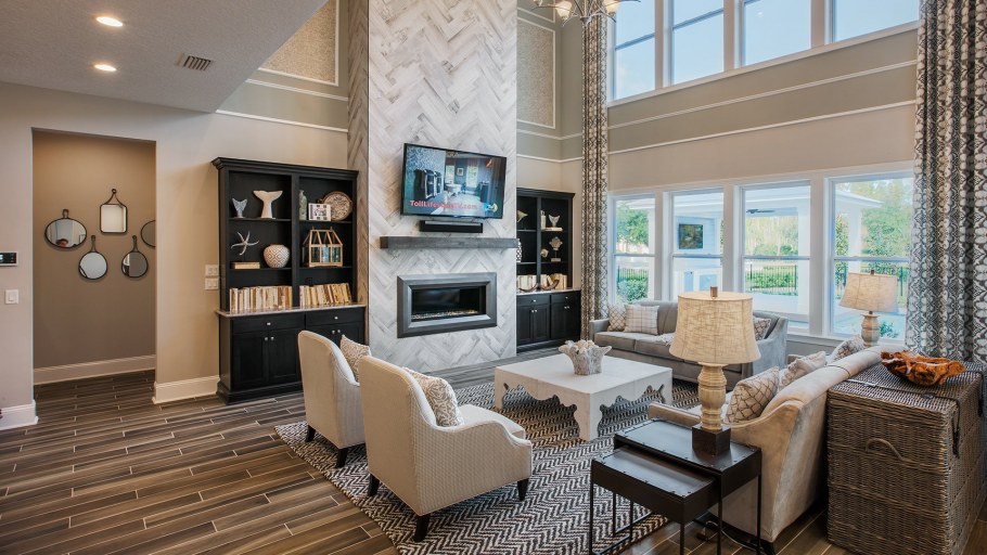 Освещение потолка с балками