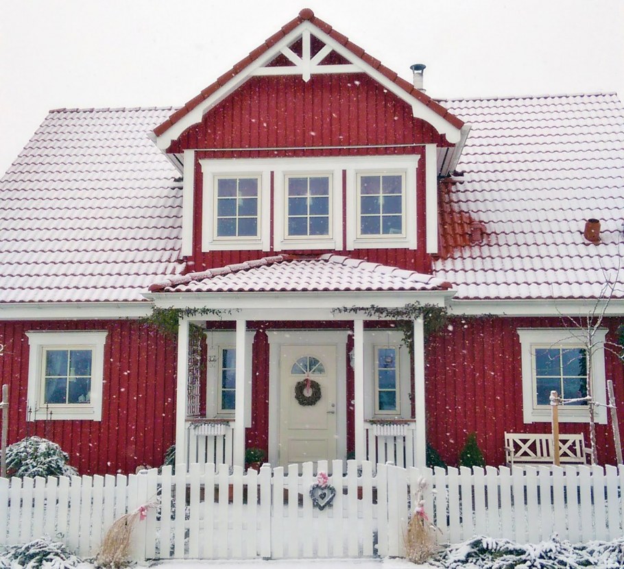 Красный Скандинавский дом