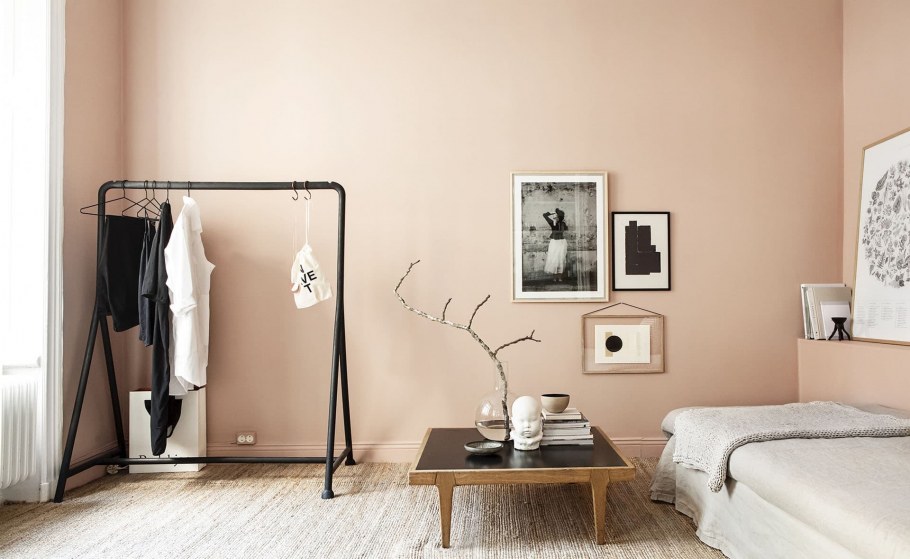 Скандинавский стиль с розовыми стенами