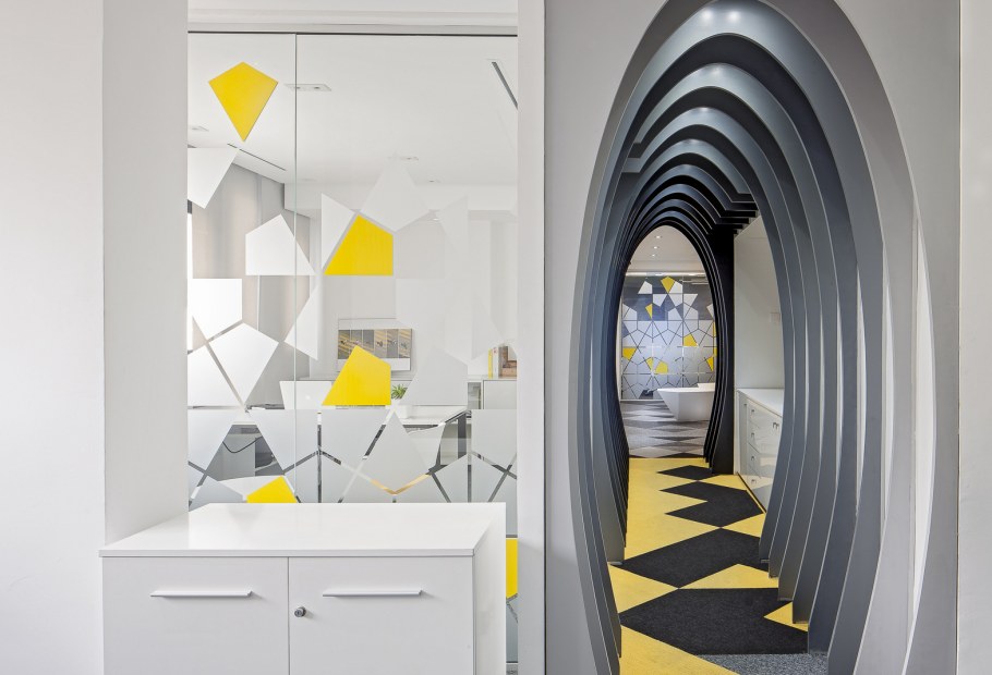 Контраст форм в интерьере