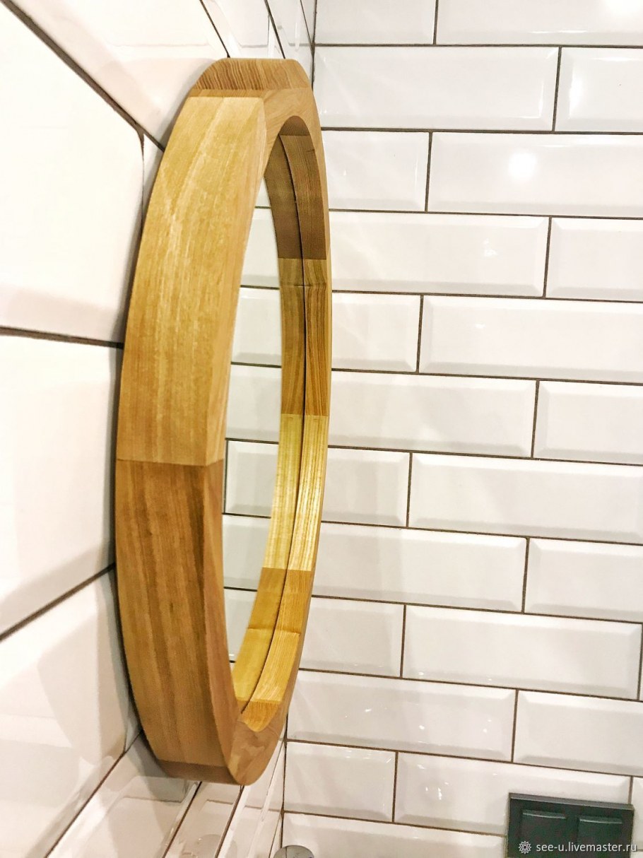 Круглое зеркало в ванную 70 см