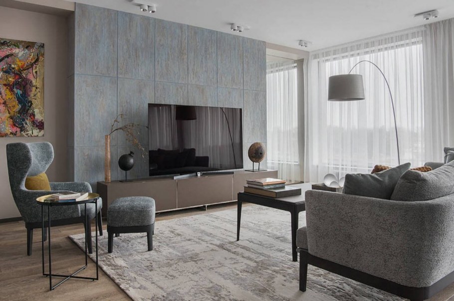 Серая декоративная штукатурка в гостиной