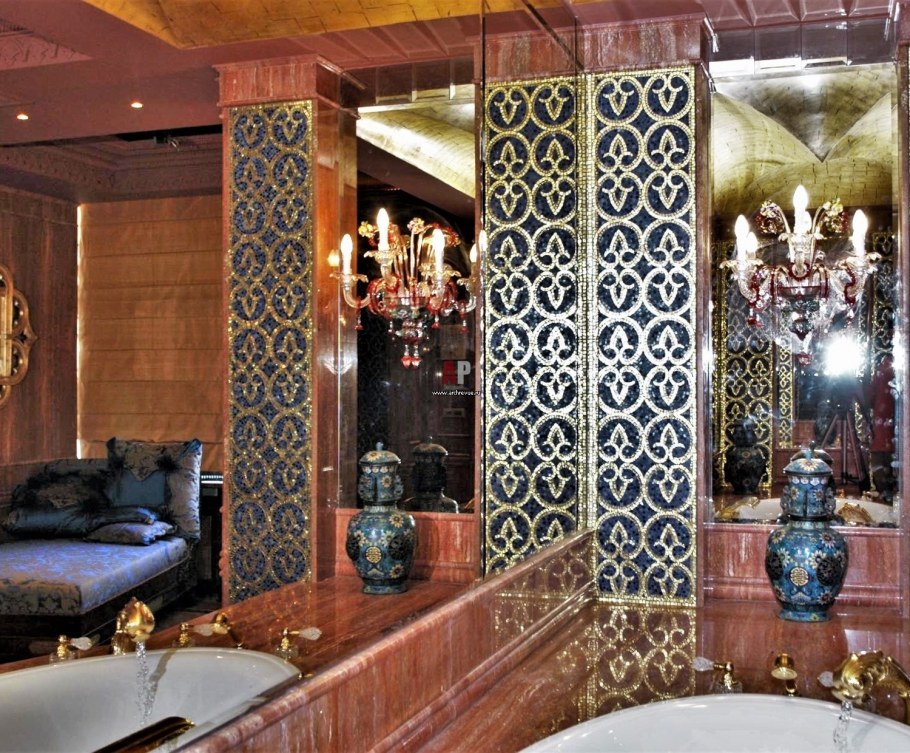 Ванная комната в египетском стиле
