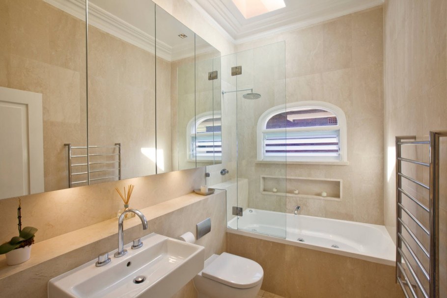 Отделка стандартной ванной комнаты