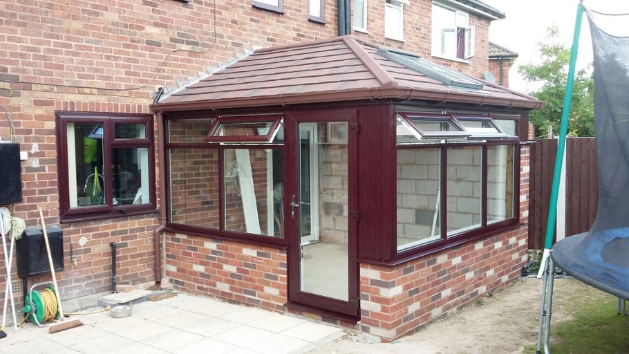 Пристройка к дому из кирпича