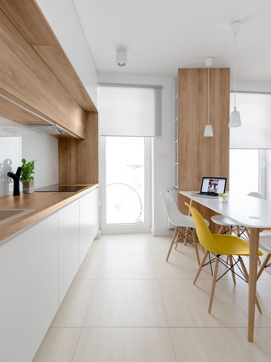 Кухня икеа белая с деревянной столешницей в интерьере