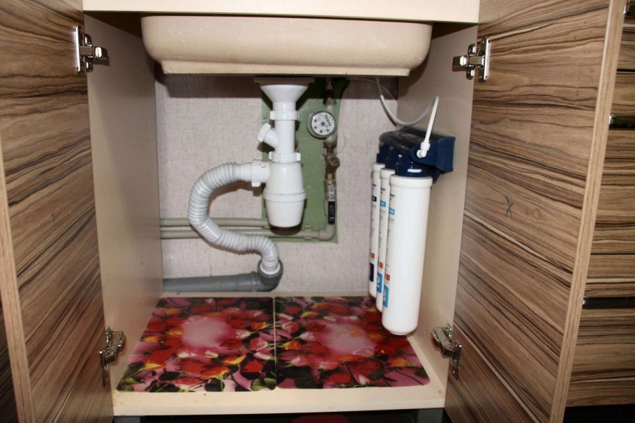 Водонагреватель под мойку