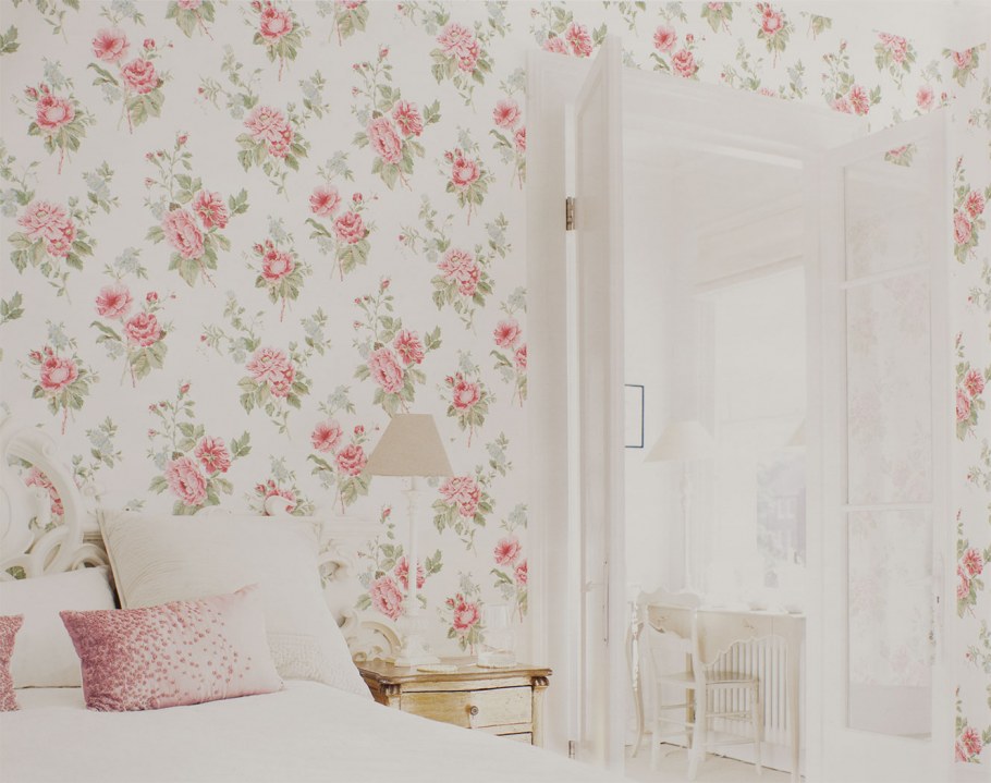 Стильные обои для маленькой спальни