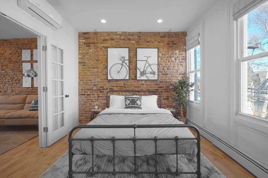Стеллаж лофт в интерьере