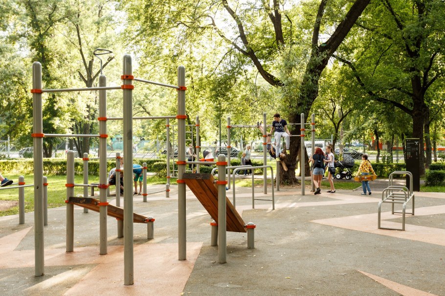 Спортивная площадка для дачи