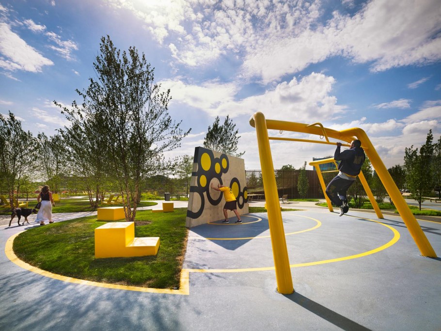 Баскетбольная площадка на участке