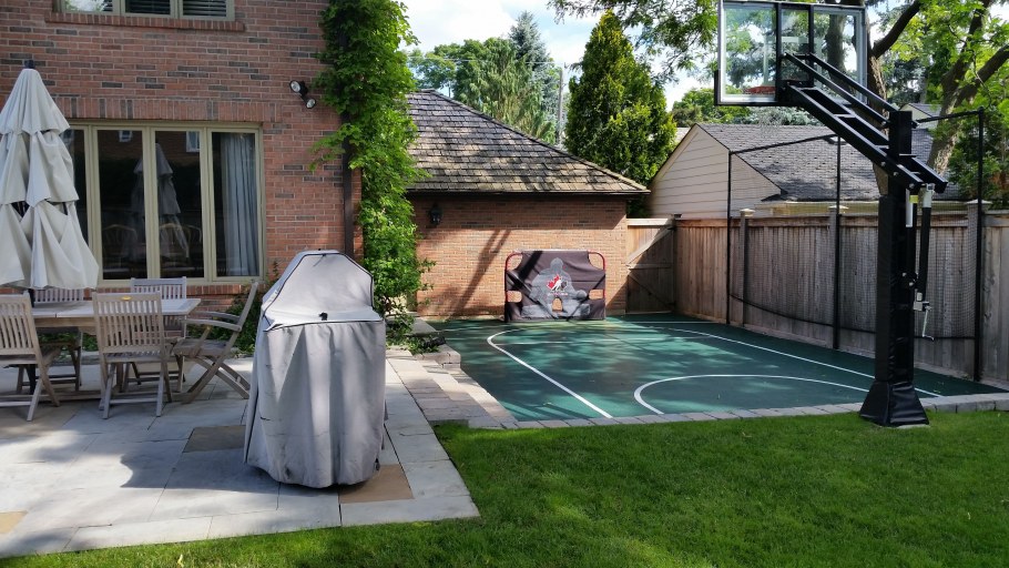 Патио в современном стиле