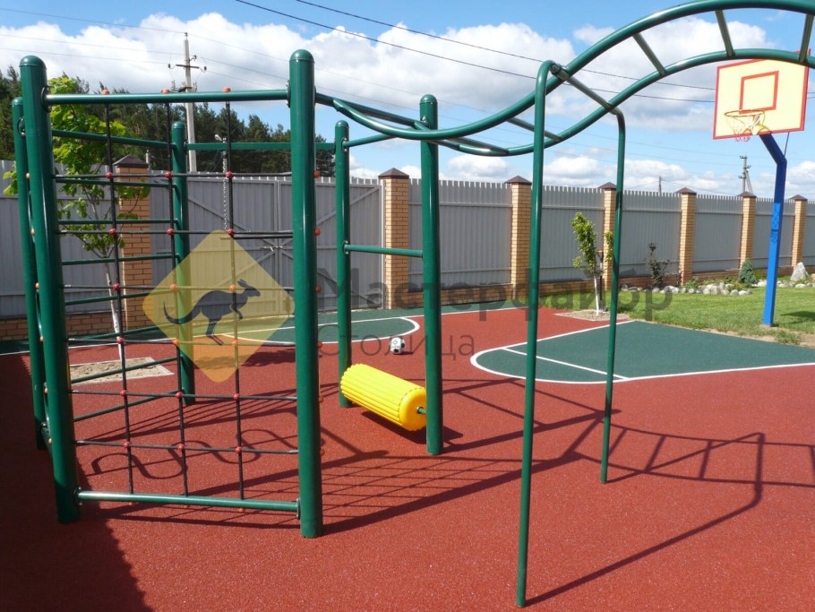 Спортивная зона на участке