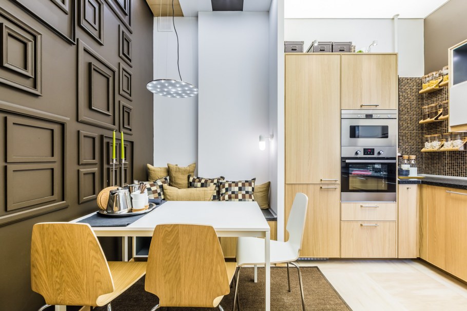 Шкаф над обеденным столом