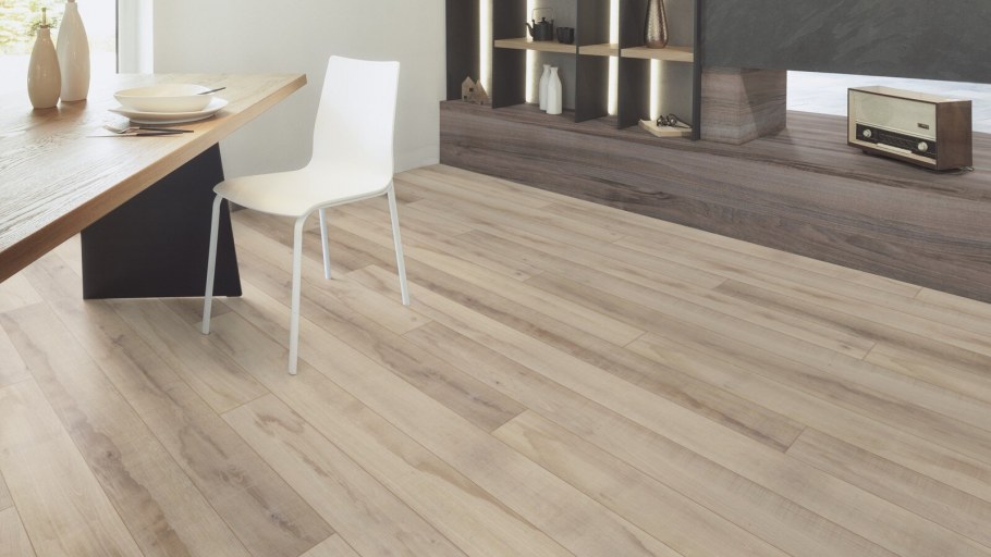 Kronotex Herringbone Treviso Oak