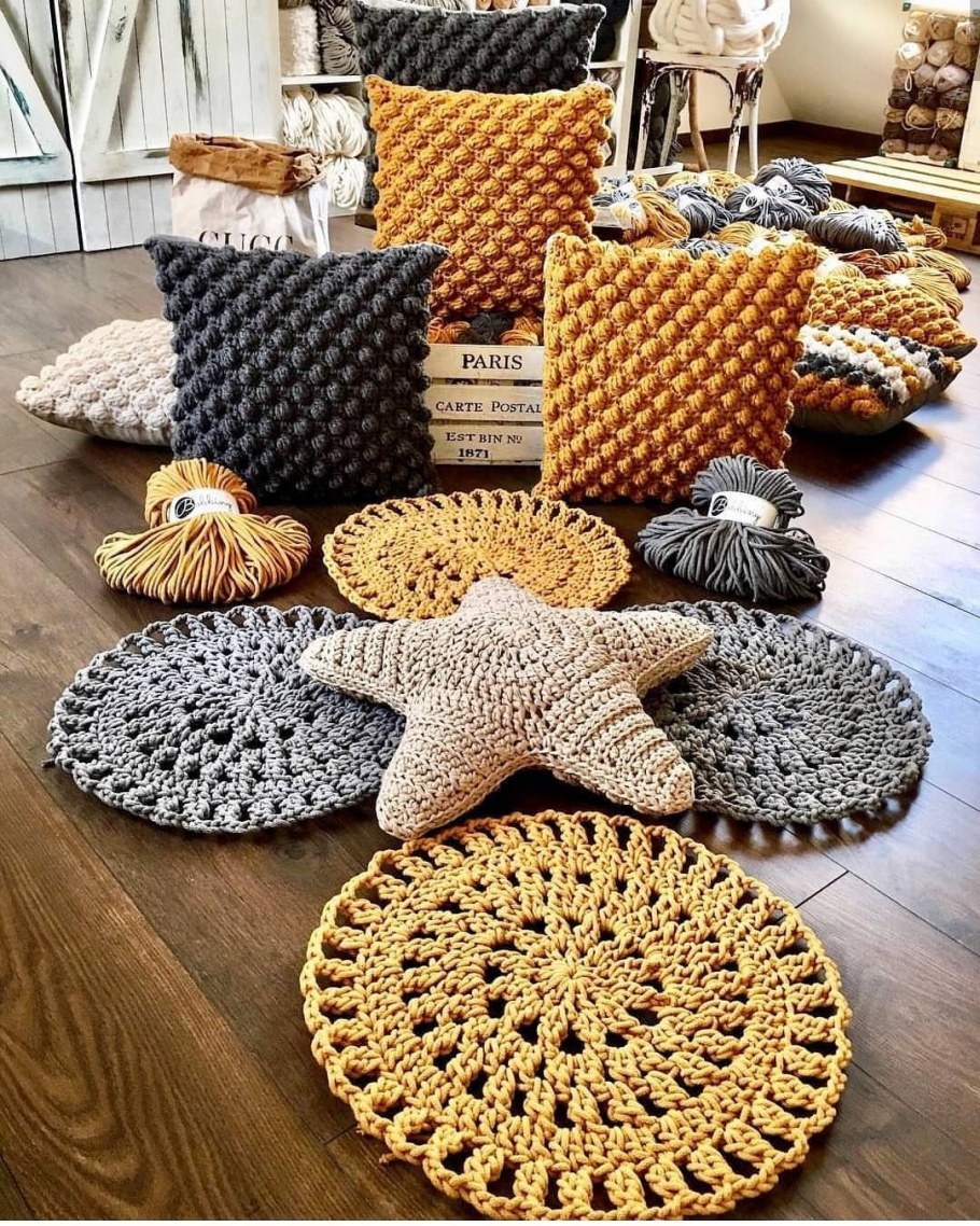 Вязаные предметы интерьера