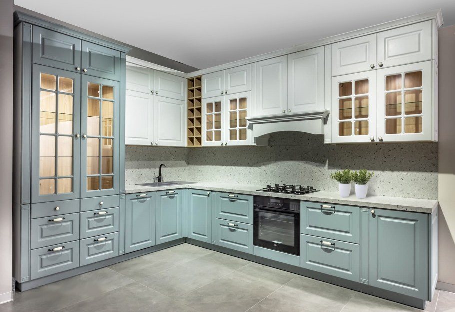 Кухня Верона ясень золото Сурская