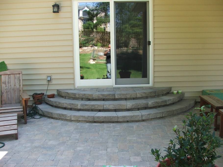 Входные ступеньки