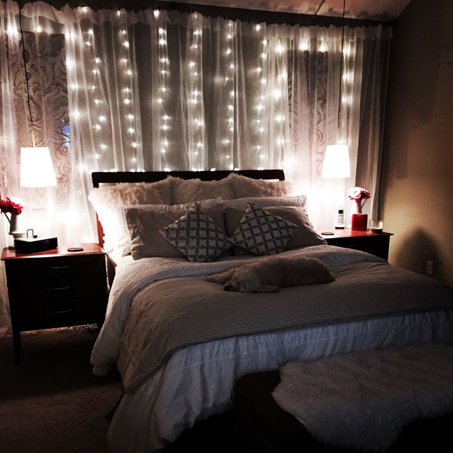 Фото комнаты ночью