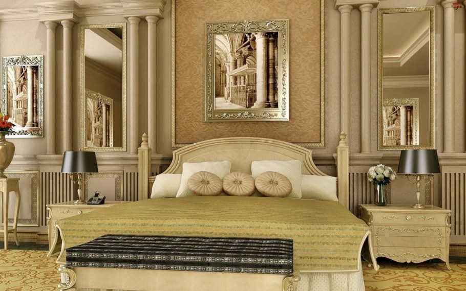 Спальня с колоннами