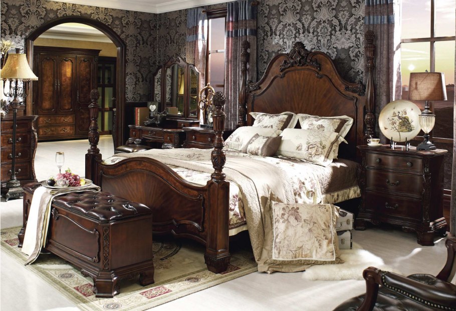Спальня в старинном стиле