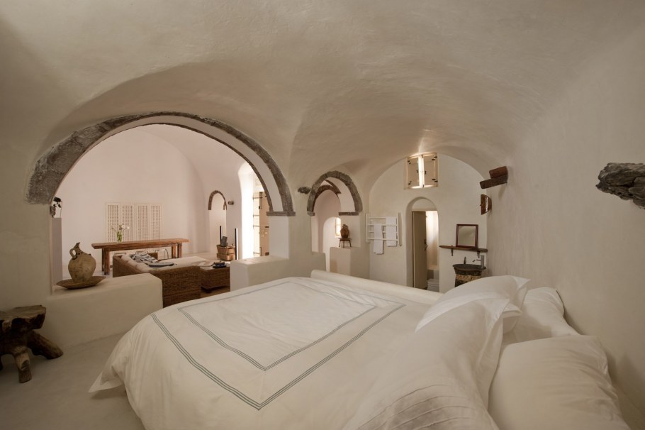 Спальня в греческом стиле