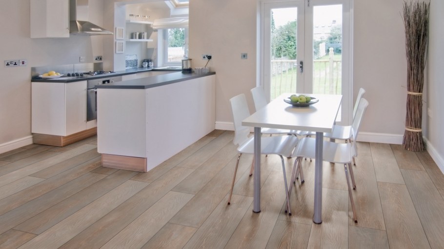 Ламинат Kronotex Aqua Robusto p1204 сосна Викинг