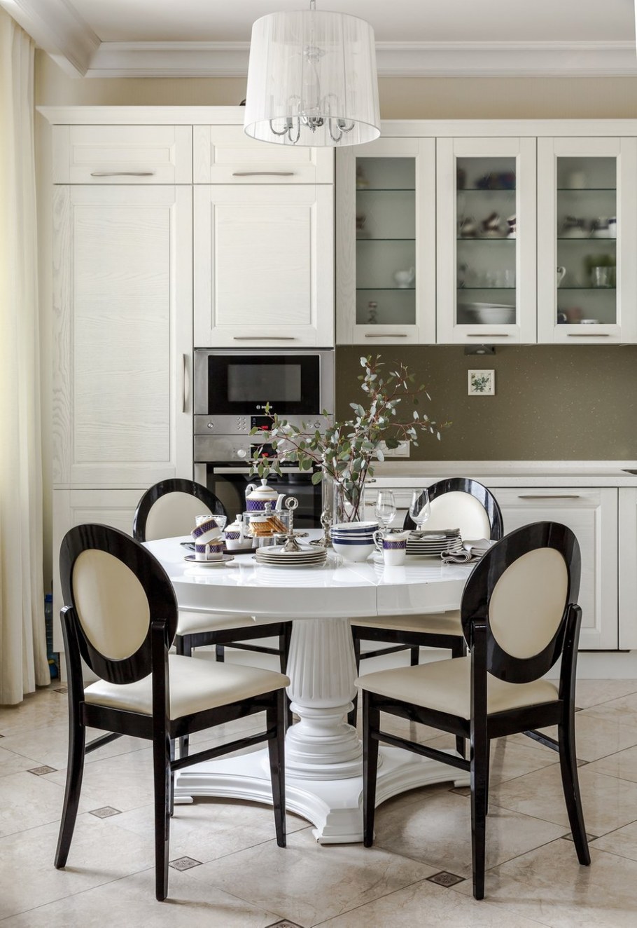 Кухня гостиная Неоклассика Скандинавия