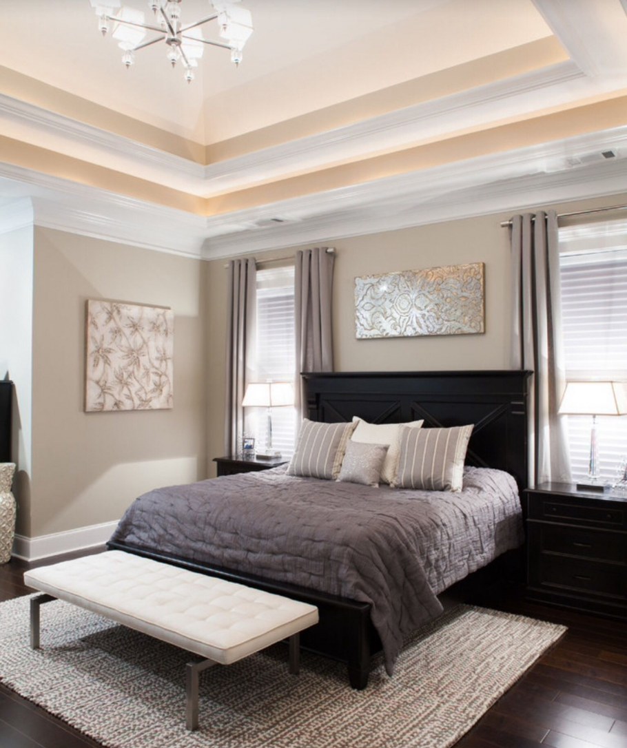 Бежевый интерьер спальни