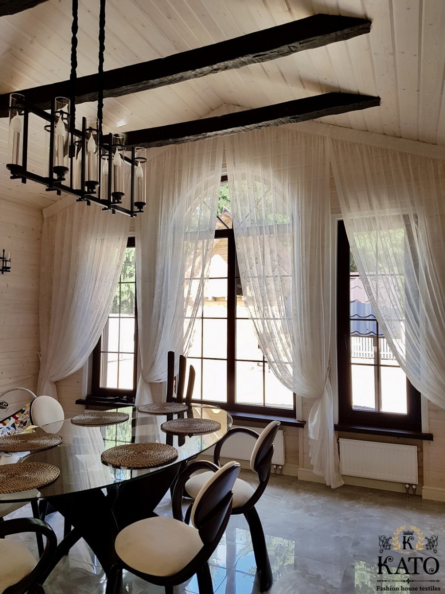 Шторы в загородном доме