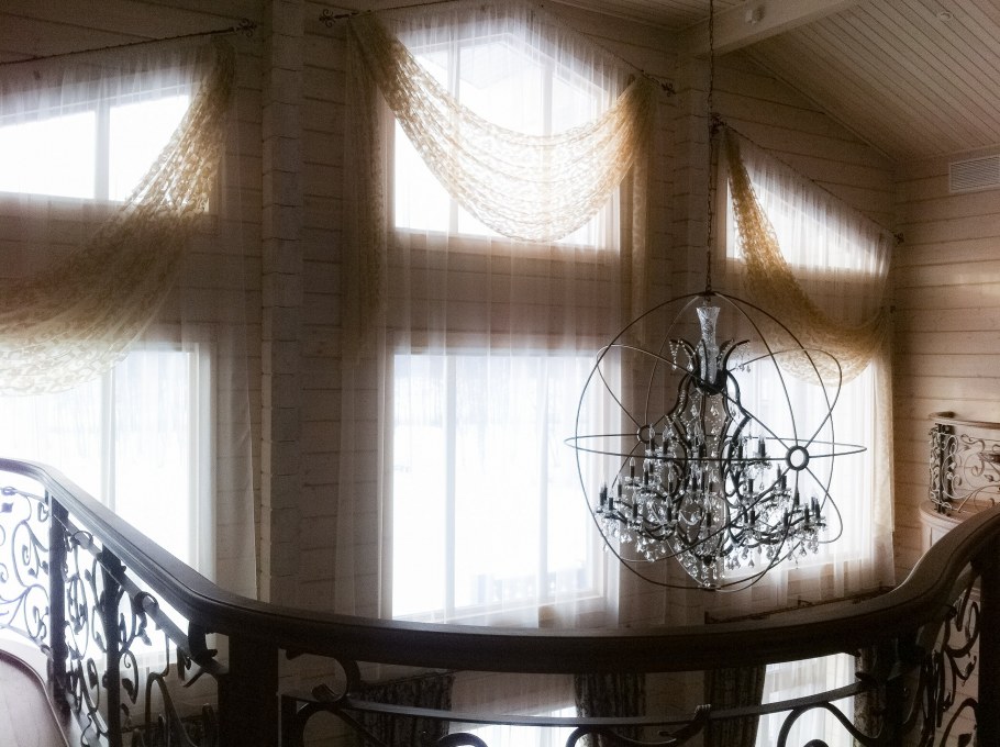 Карнизы для второго света