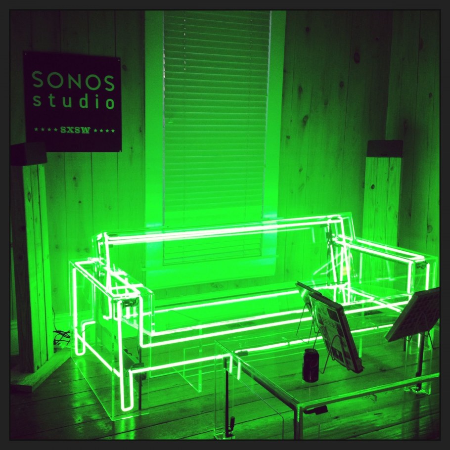 Эстетика неонового зеленого