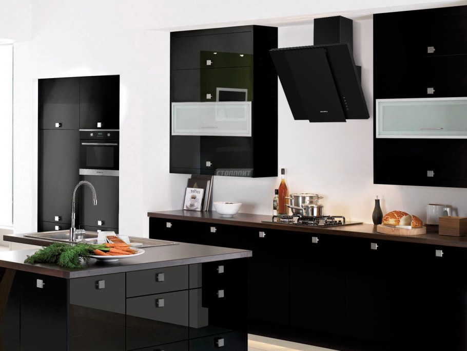 Lex Plaza 600 Black в интерьере