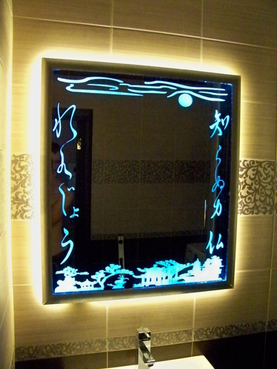 Гримерное зеркало белое