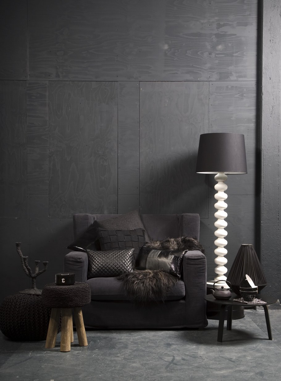 Черная стена в интерьере