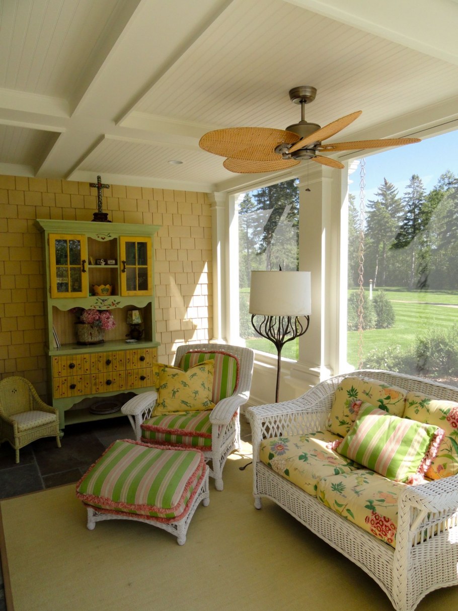 Интерьер дачной веранды