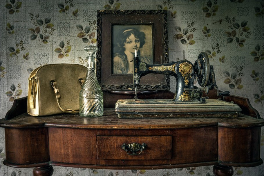 Подсвечник камин