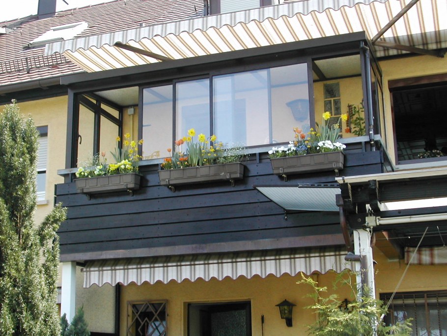 Остекление углового балкона