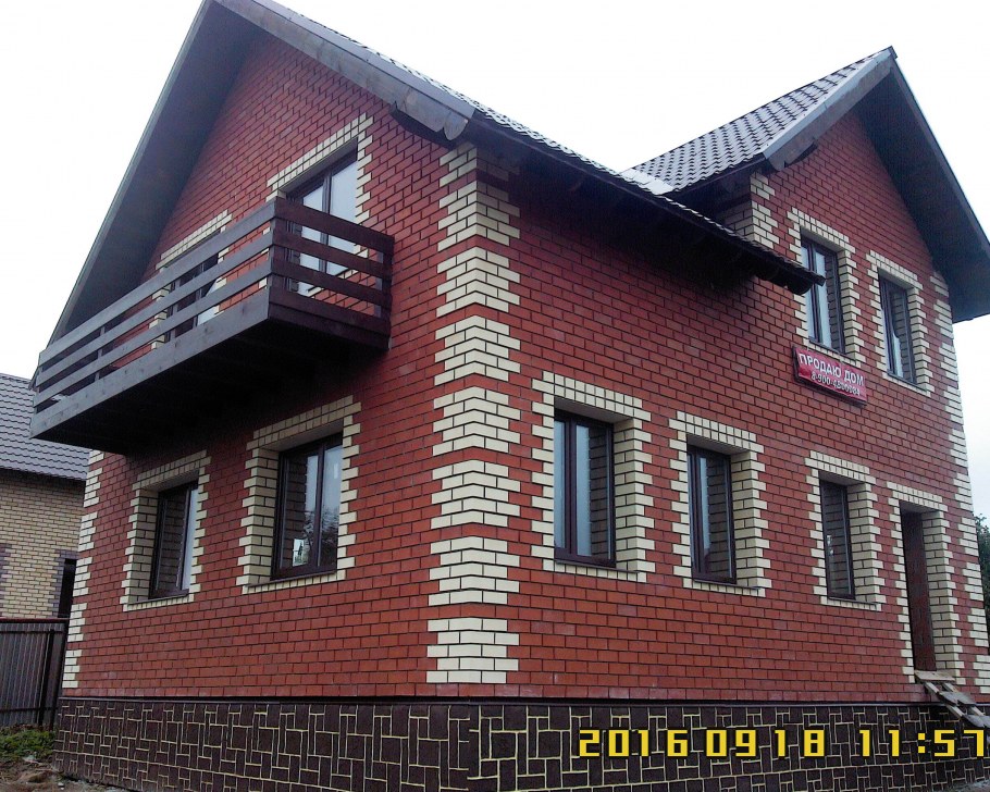 Дом из облицовочного кирпича