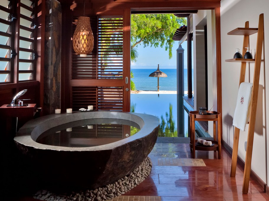 Ванна в тропиках