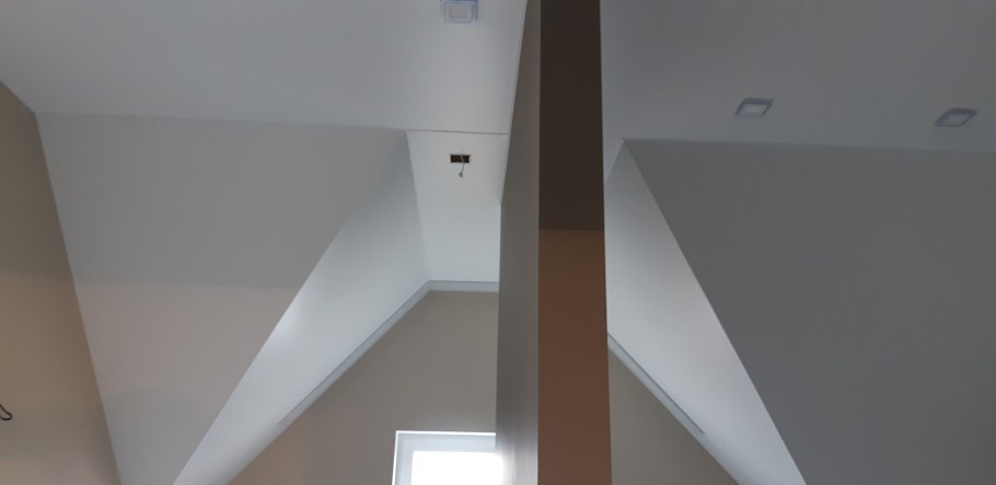 Установка потолка через разделитель