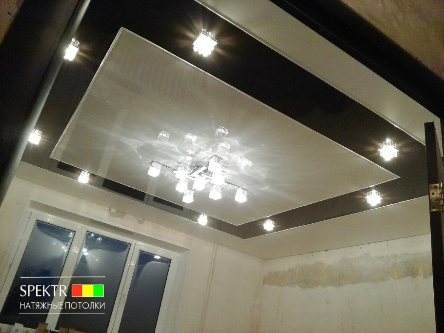 Вставка в разделитель натяжной потолок