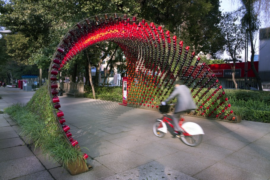 Арка инсталляция